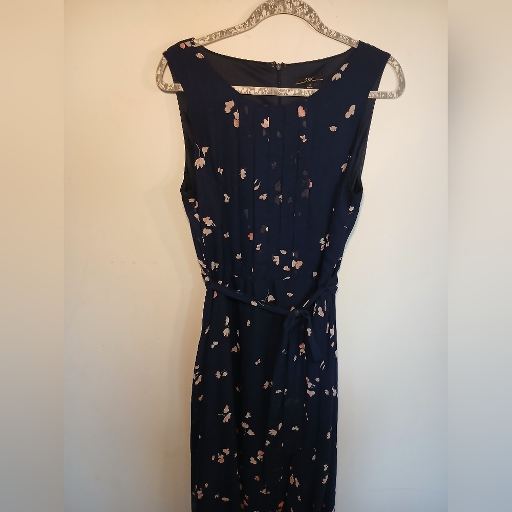 Elegant Navy Blue Floral Maxi Dress - Picture 4 of 12